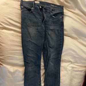 Midwash Gap Resolution True Skinny Jeans